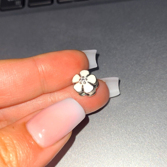 Flower Garden Charm - Picture 2 of 5